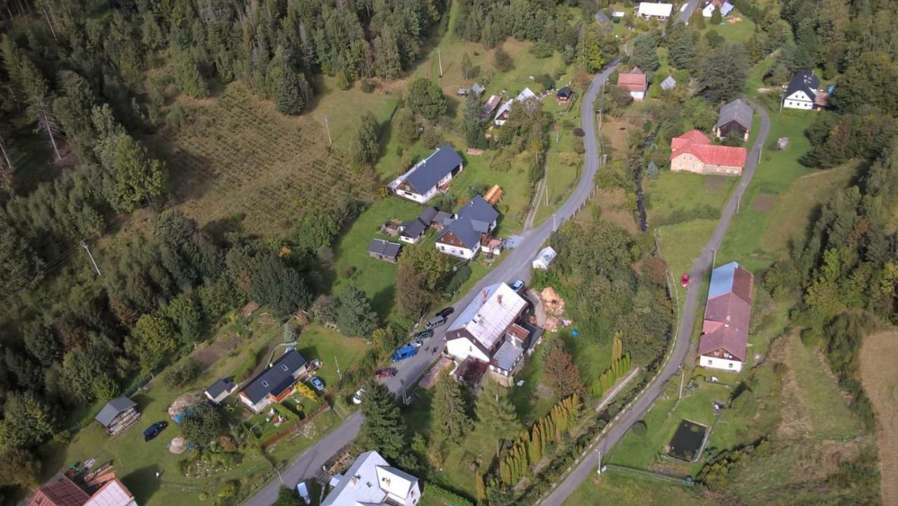 Penzion Edelstejn Petrovice  Exteriör bild